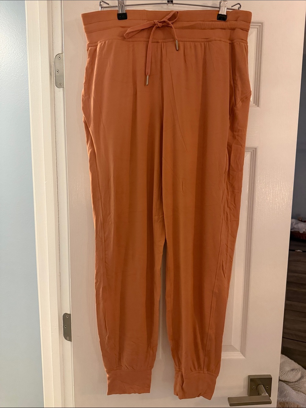 Lululemon peach Jogger